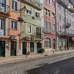 Santos Arch | Walk To The River Apartman Lisboa