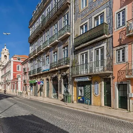 Santos Arch Apartman *