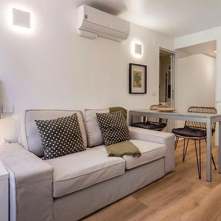 Stone Arch With Ac | Lapa & Santos Apartment Lissabon