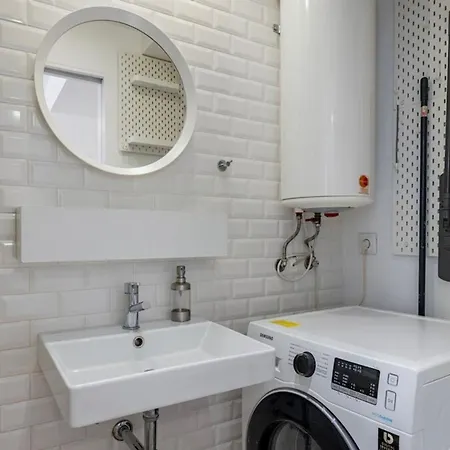 Stone Arch With Ac | Lapa & Santos Apartment Lissabon