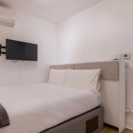 Apartment Stone Arch With Ac | Lapa & Santos *